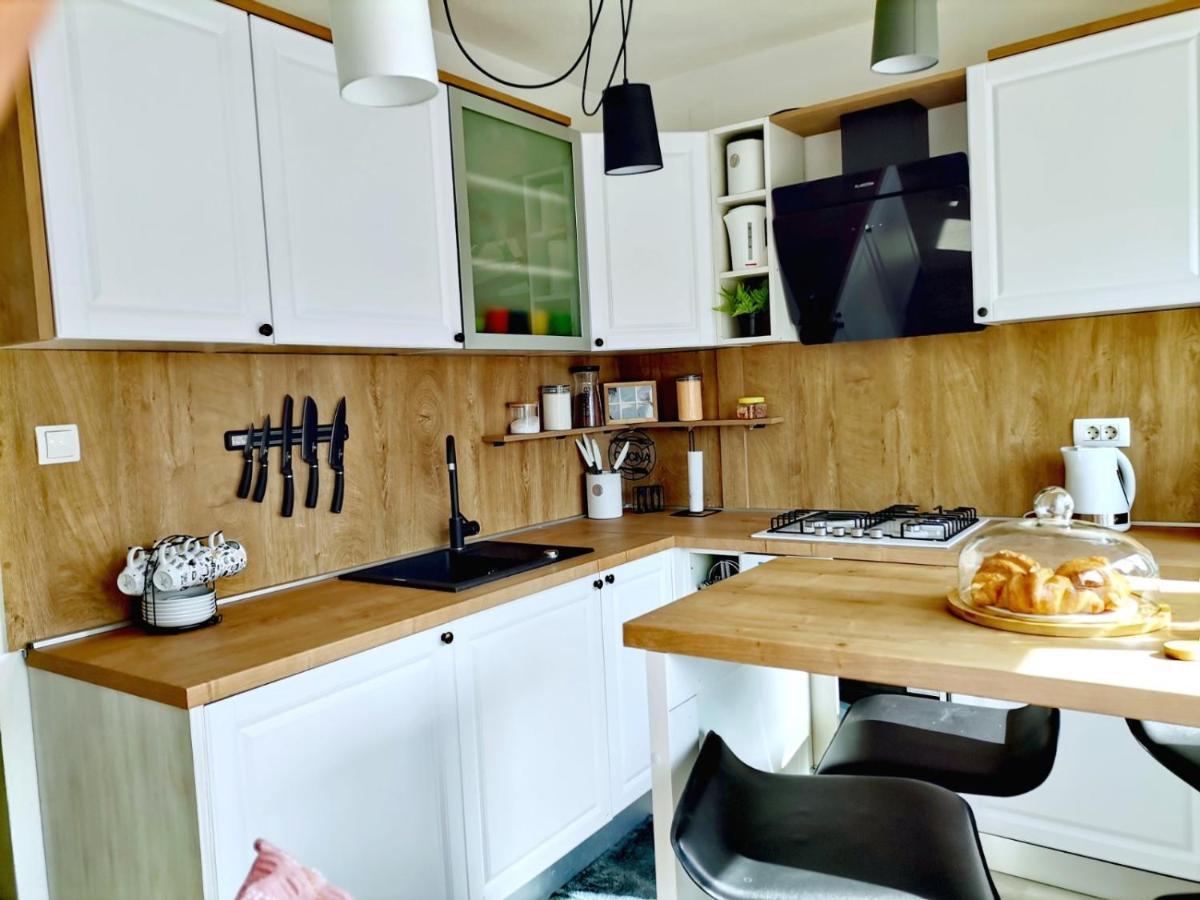 Apartman Anamaria Gospic Ngoại thất bức ảnh