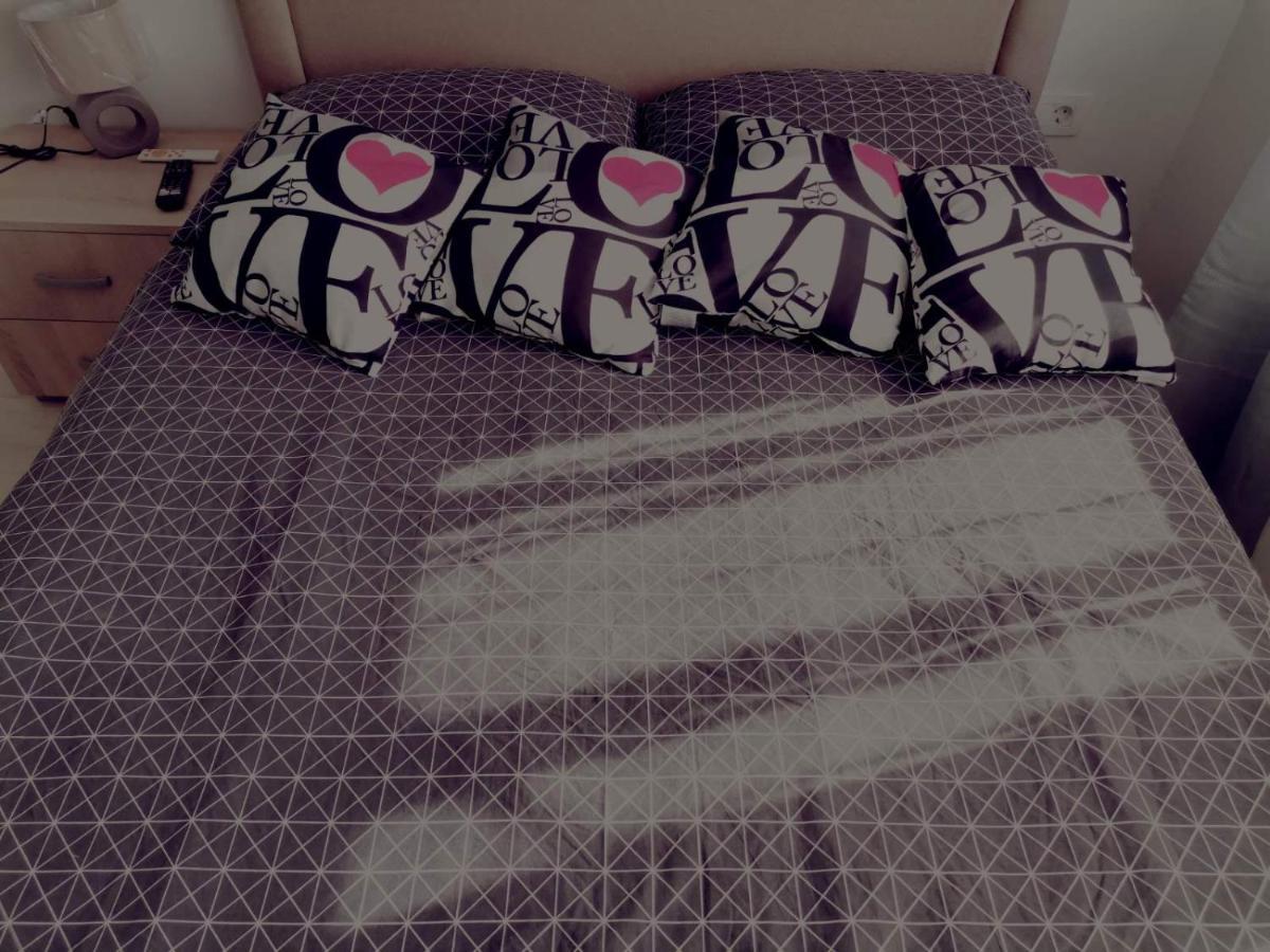 Apartman Anamaria Gospic Ngoại thất bức ảnh
