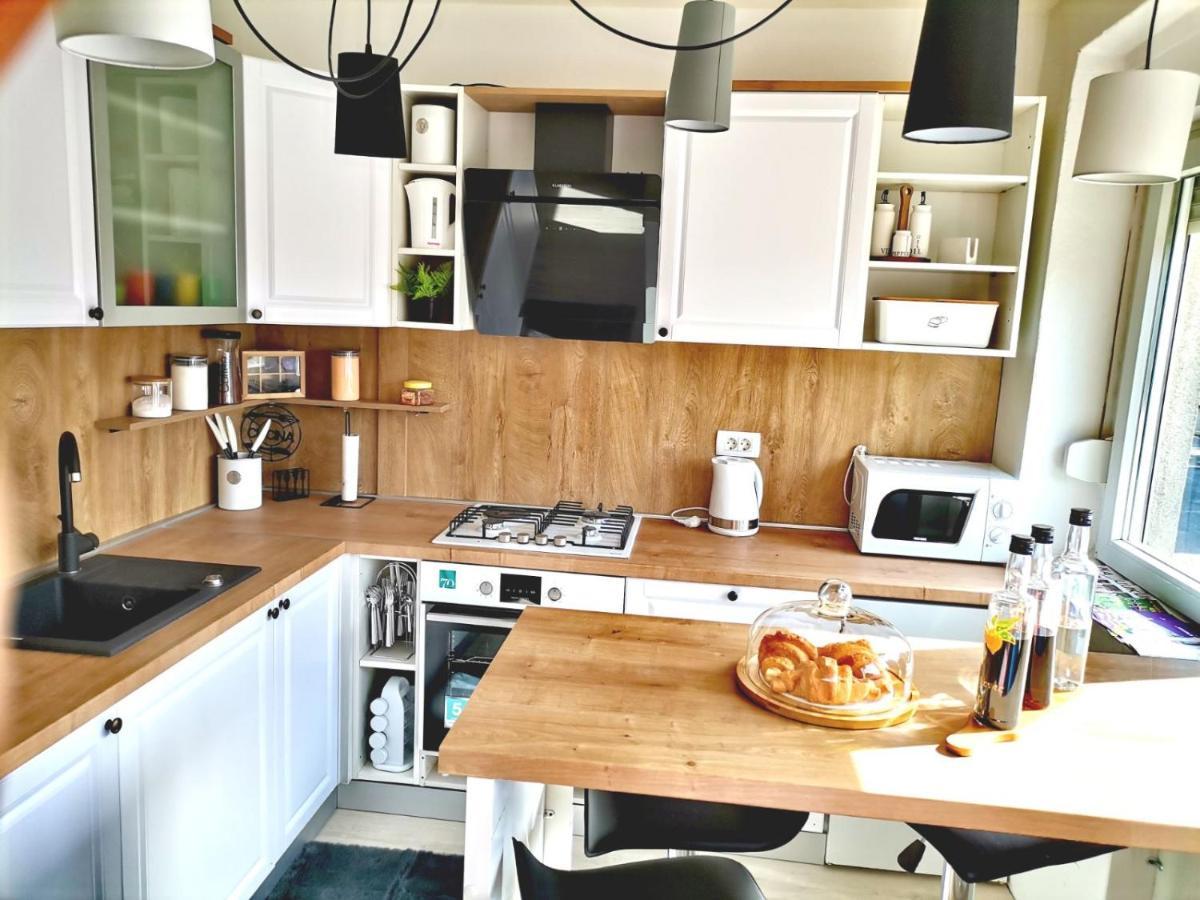 Apartman Anamaria Gospic Ngoại thất bức ảnh